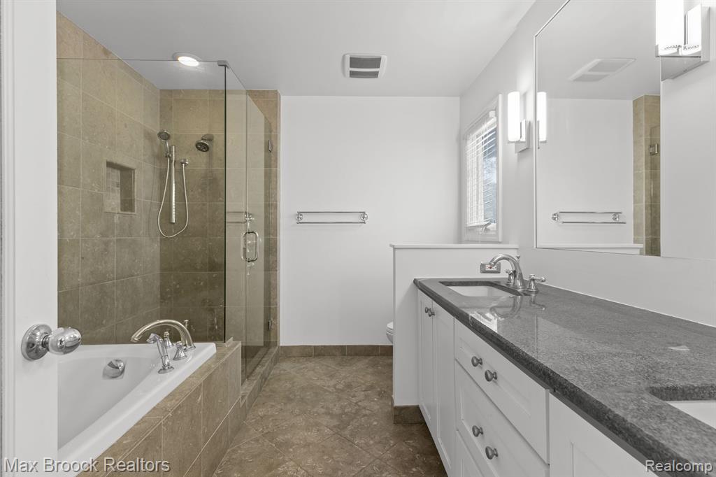 565 WESTBOURNE Drive, Bloomfield Hills, MI 48301 — Photo 12