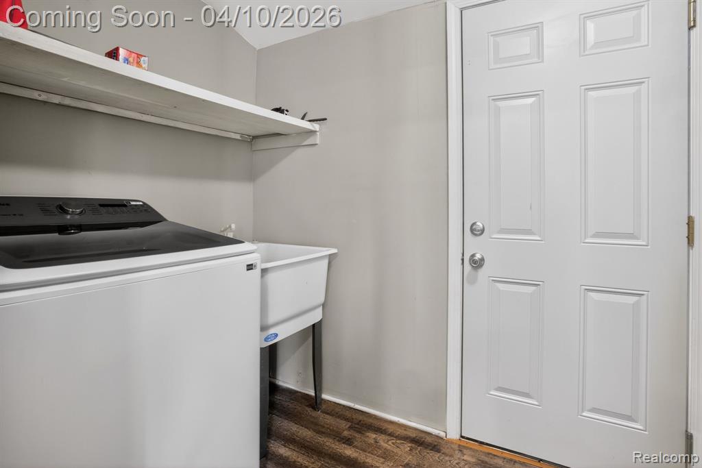 27352 Townley Street, Madison Heights, MI 48071 — Photo 16