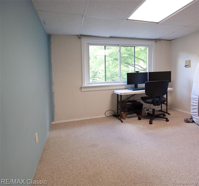 44500 Louvert Court, Novi, MI — Photo 42
