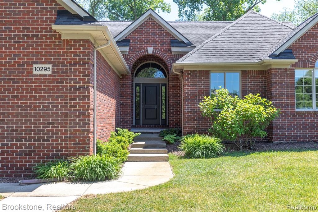 10295 Northridge Court, White Lake, MI