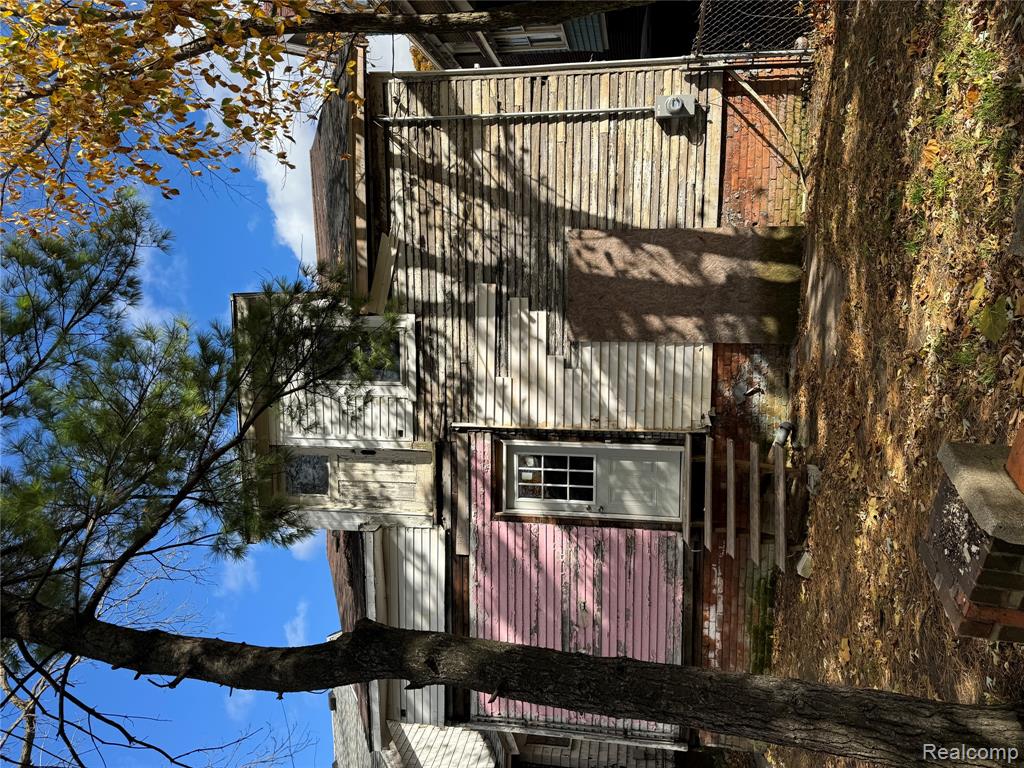 5171 BURNS Street, Detroit, MI, 48213