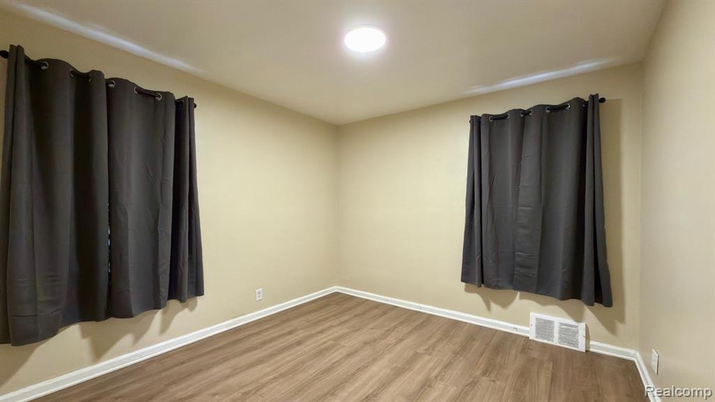 855 John Daly Street, Inkster, MI 48141 — Photo 12