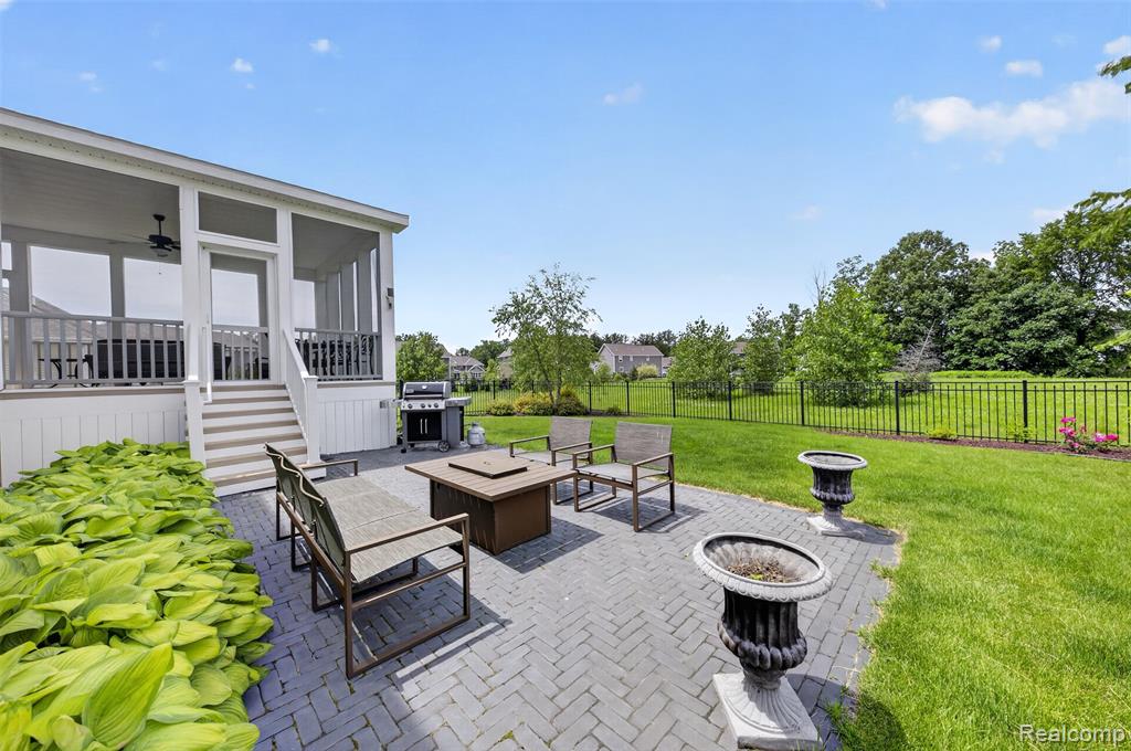 2531 Walnut View Drive, Howell, MI 48855 — Photo 31