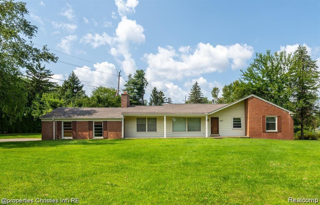 4912 S CLUNBURY Road, West Bloomfield, MI — front exterior