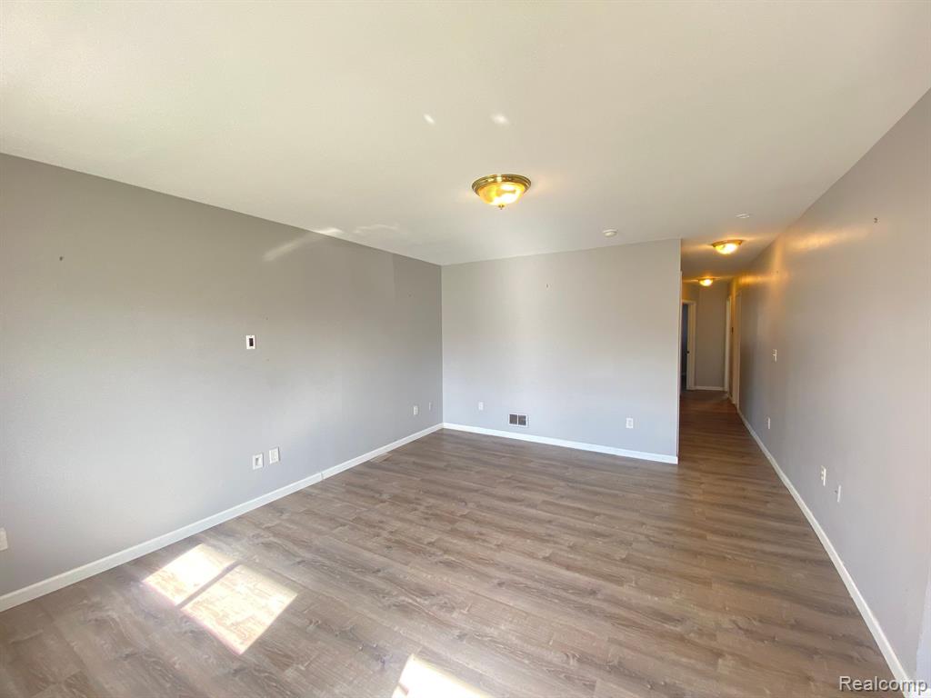 5951 HURON Street, Taylor, MI — Photo 2