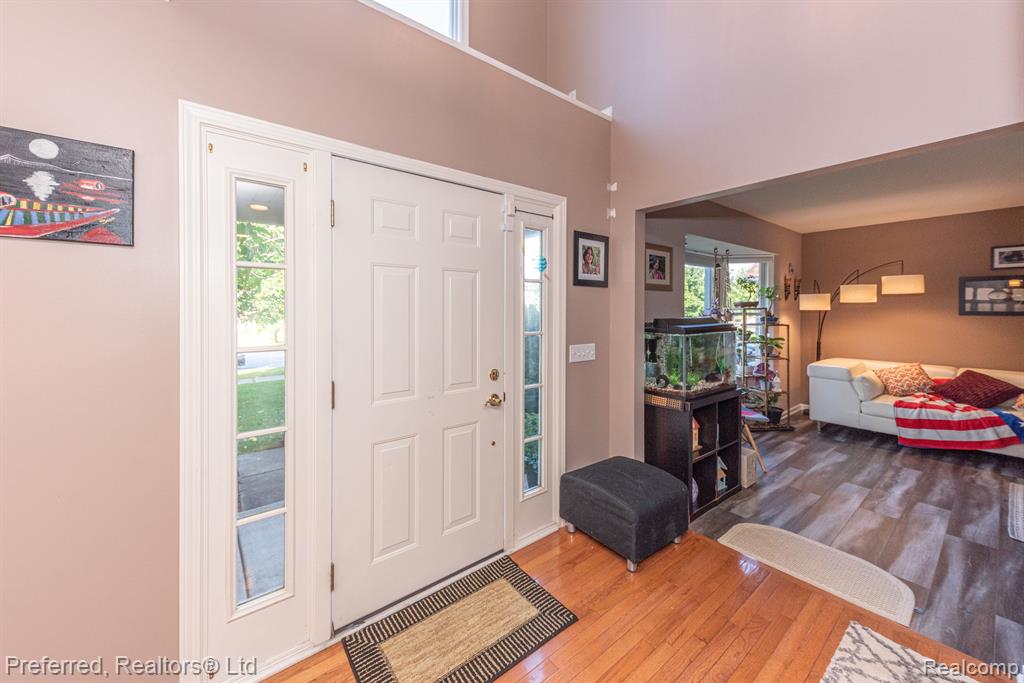 3104 SPRING HOLLOW, Ann Arbor, MI 48105 — Photo 9