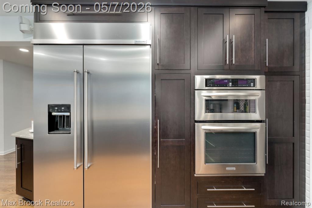 30800 Roberts Drive, Franklin, MI 48025 — Photo 18