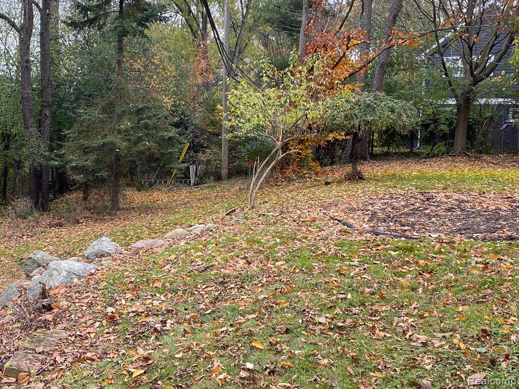 5035 S CLUNBURY Road, West Bloomfield, MI — Photo 14