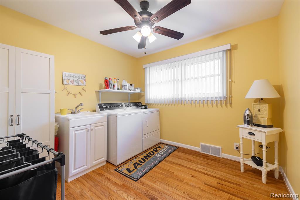 7912 COVENTRY Avenue, Grosse Ile, MI 48138 — Photo 24