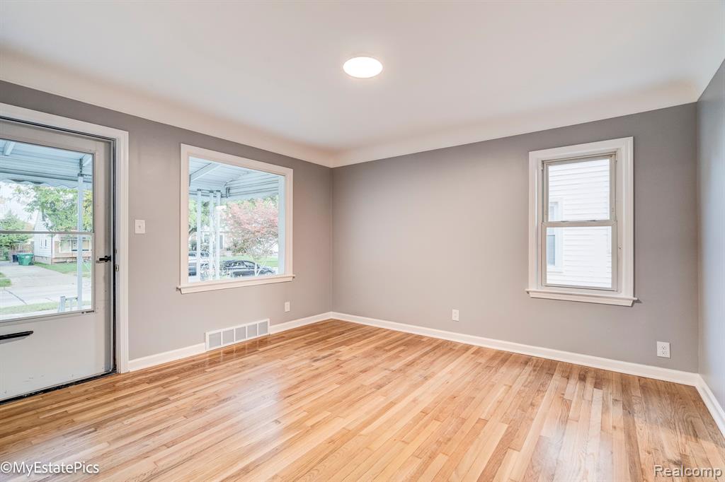 6151 HELEN Street, Garden City, MI — Photo 22
