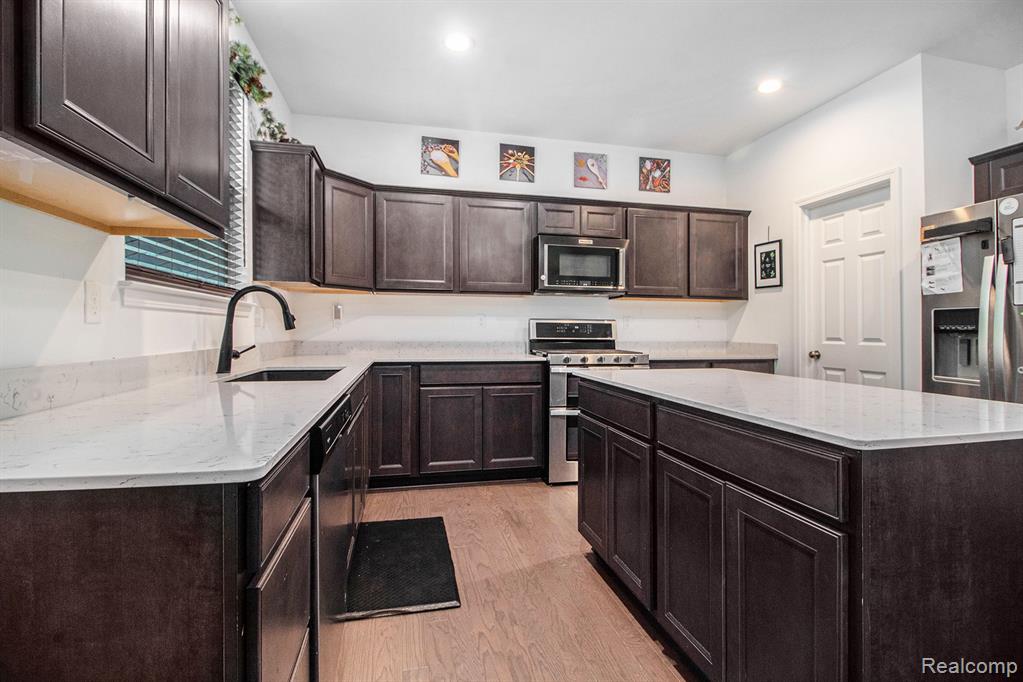 9301 White Tail Drive, Ypsilanti, MI 48197 — Photo 10