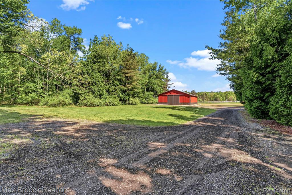 892 W Barnes Lake Road, Columbiaville, MI 48421 — Photo 38