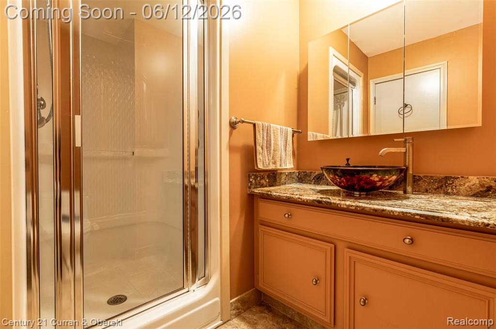 31259 Applewood Lane, Farmington, MI 48331 — Photo 21