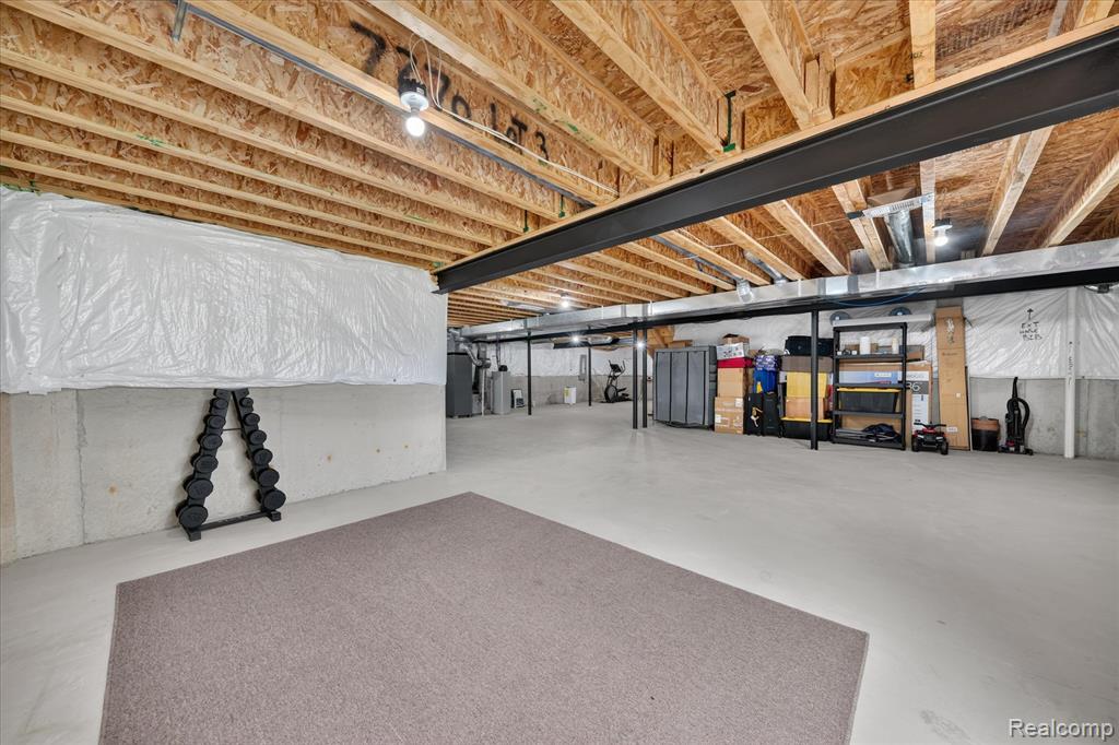 20983 Calabrese Drive, South Lyon, MI 48178 — Photo 33