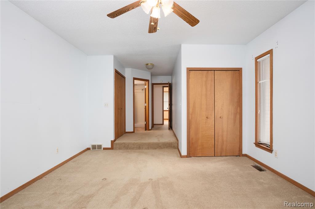 15800 Park Lane, Plymouth, MI 48170 — Photo 19