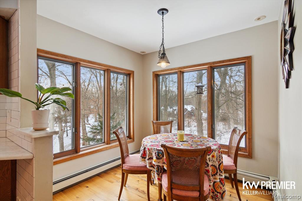 897 Annie Lang Drive, Milford, MI 48381 — Photo 14