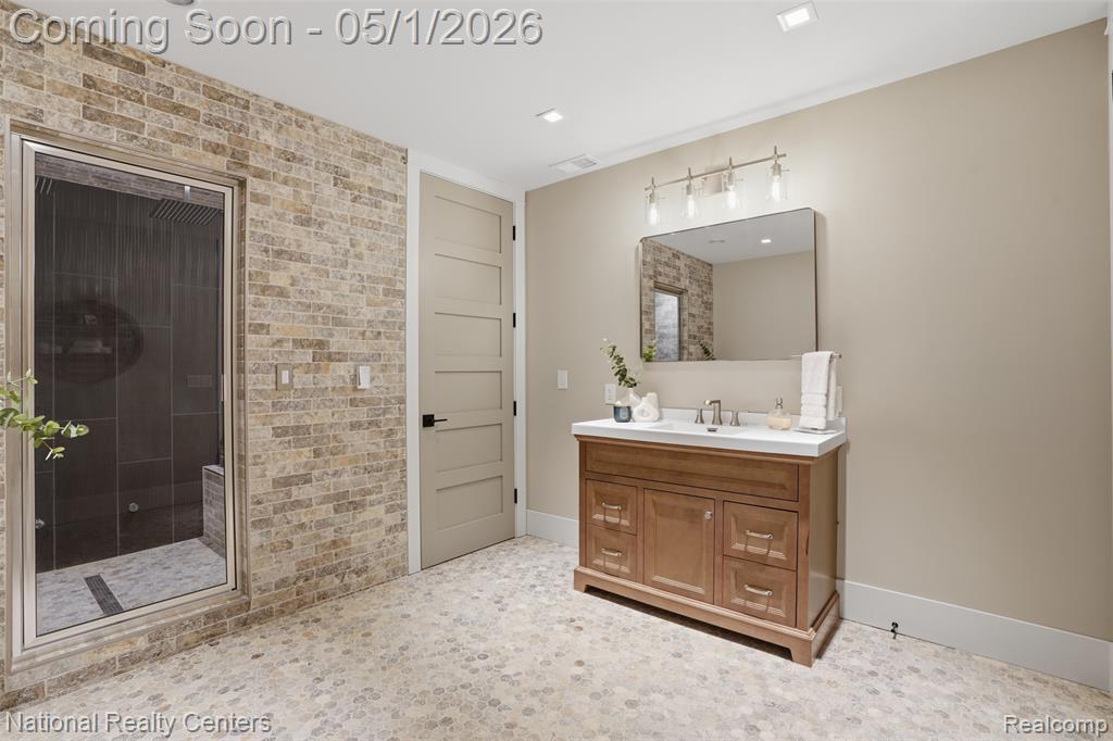 2947 7 Mile Road, South Lyon, MI 48178 — Photo 43