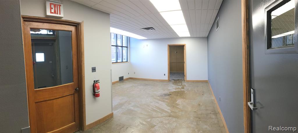 850 W BALTIMORE Street, Detroit, MI 48202 — Photo 3