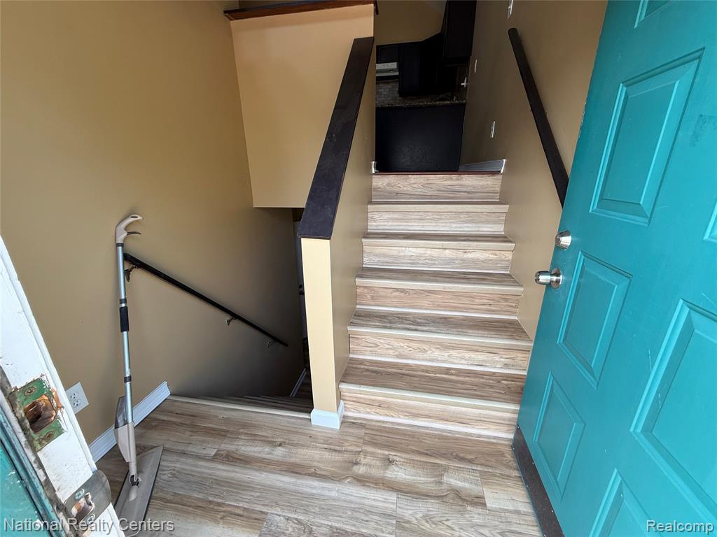 5619 Fox Hill Drive, Sterling Heights, MI 48310 — Photo 13