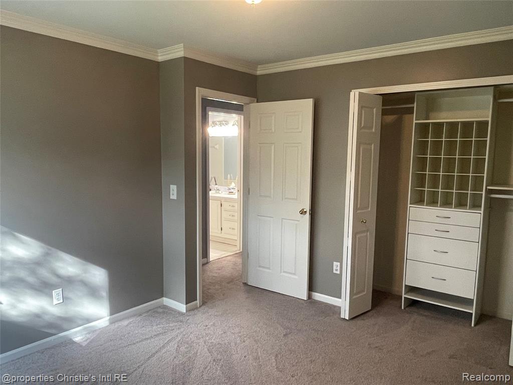 852 Linden Way, Auburn Hills, MI 48326 — Photo 34