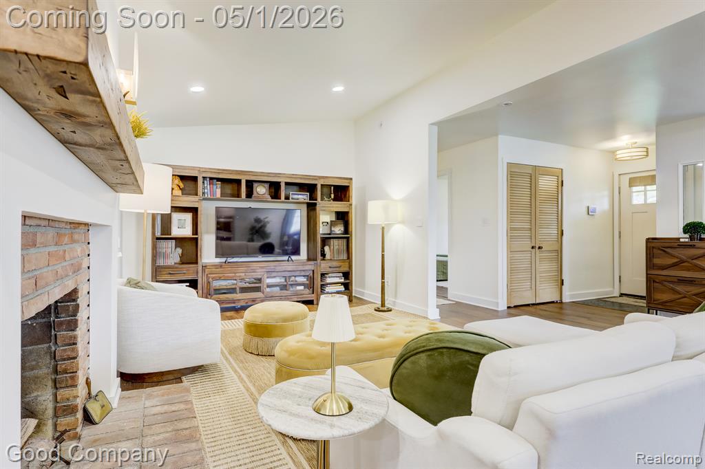 31729 Mayfair Lane, Beverly Hills, MI 48025 — Photo 9