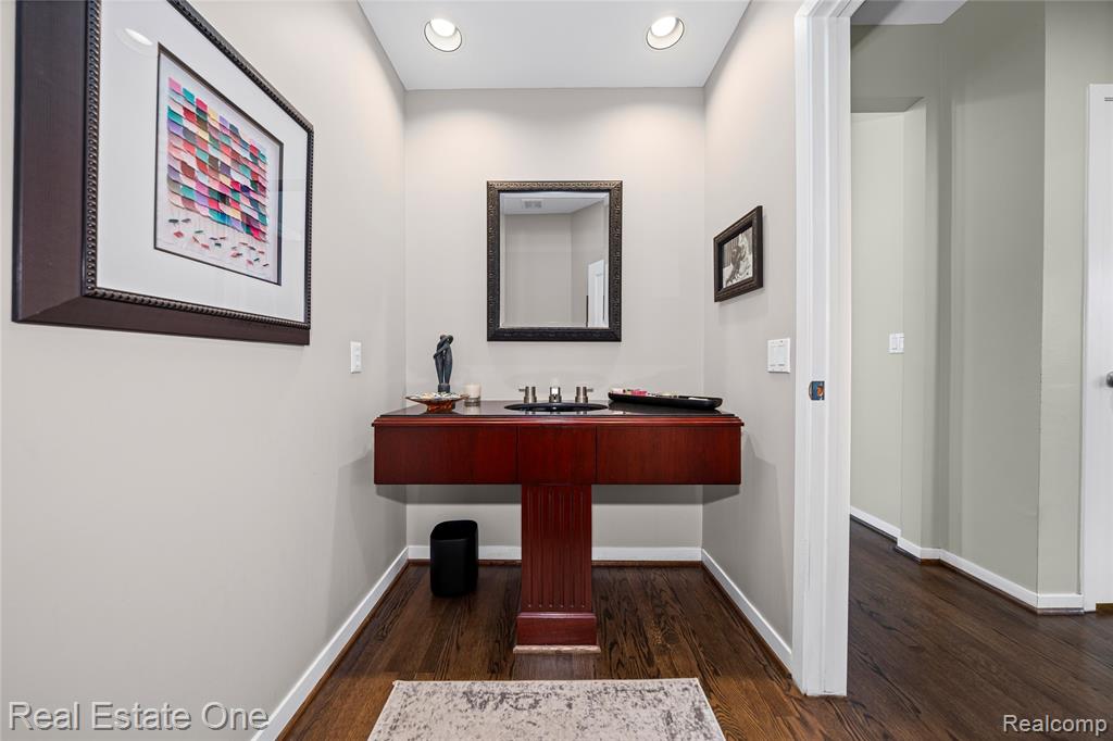 5087 Village Place Court, West Bloomfield, MI — Photo 22