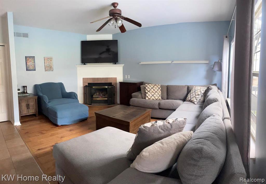 39605 Dorchester Circle, Canton, MI 48188 — Photo 7