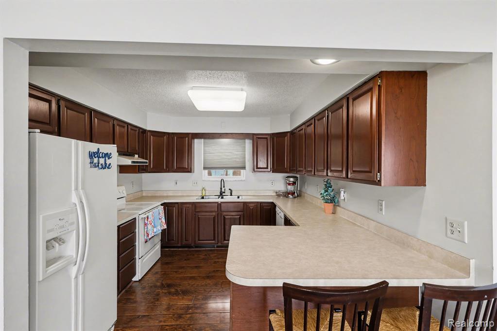 5225 Pine Drive, Jackson, MI 49201 — Photo 9