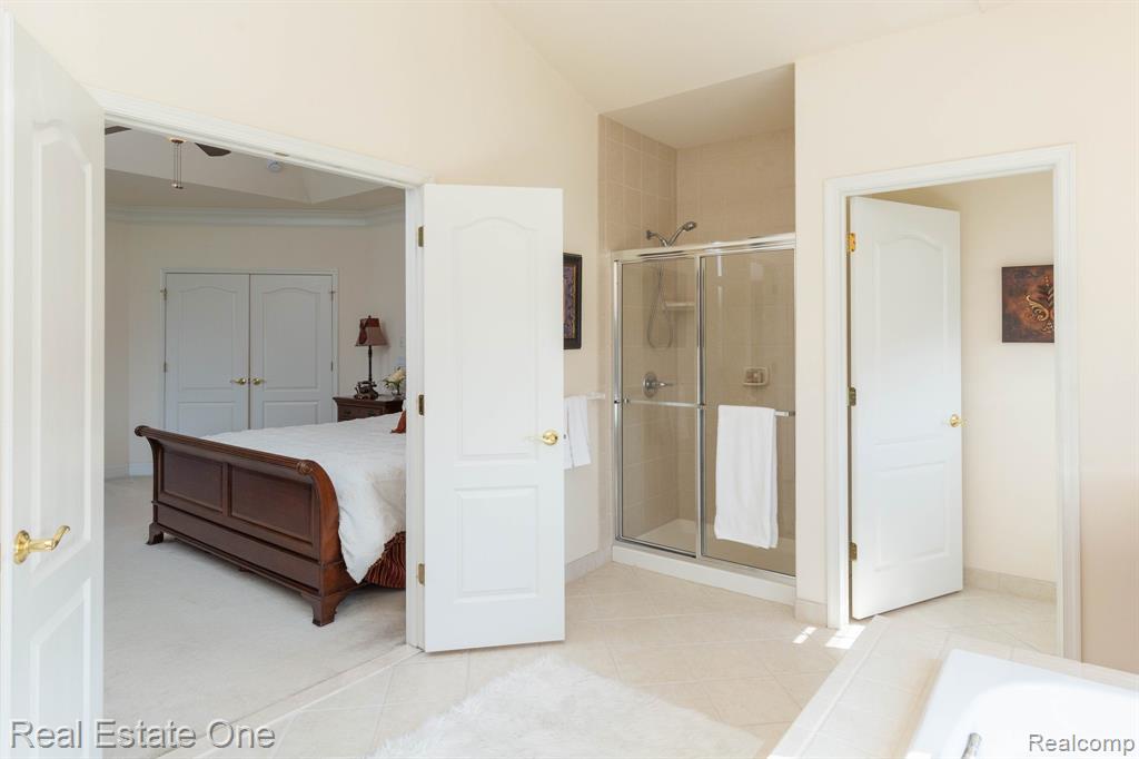 3755 S Century Oak Circle, Oakland, MI — Photo 30
