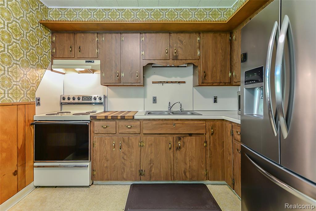 17750 DEXTER Trail, Gregory, MI 48137 — Photo 25