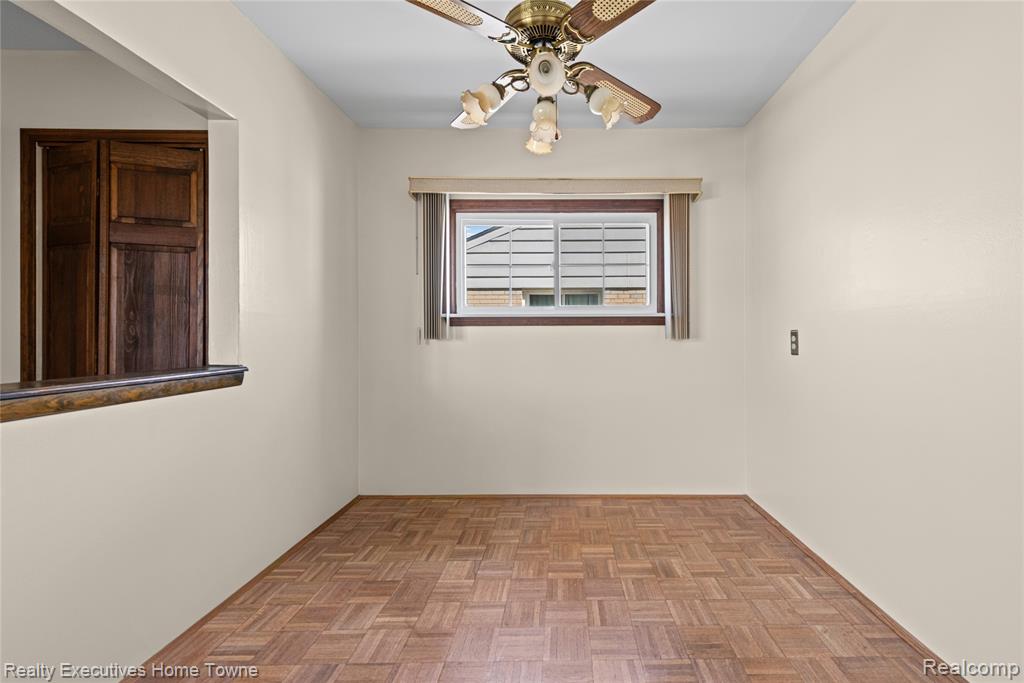 25520 Miracle Drive, Madison Heights, MI 48071 — Photo 10