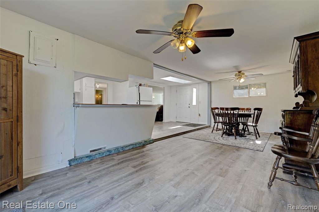 9150 Rattalee Lake Road, Clarkston, MI 48348 — Photo 9