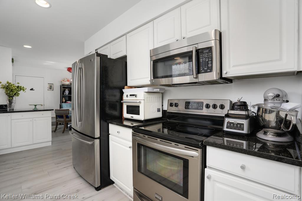 199 Kingsbrook Avenue, Ann Arbor, MI 48103 — Photo 13