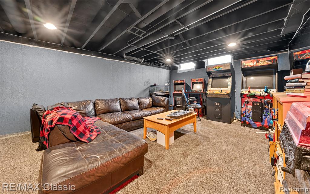6638 Woodbank Drive, Bloomfield Hills, MI 48301 — Photo 26