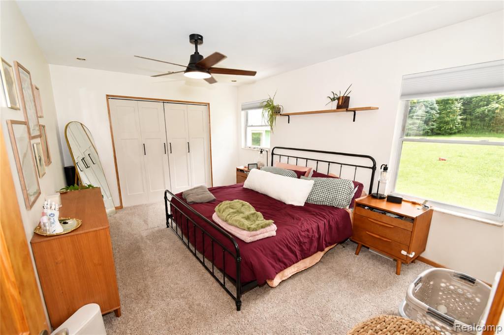 1405 Middle Road, Highland, MI — Photo 10