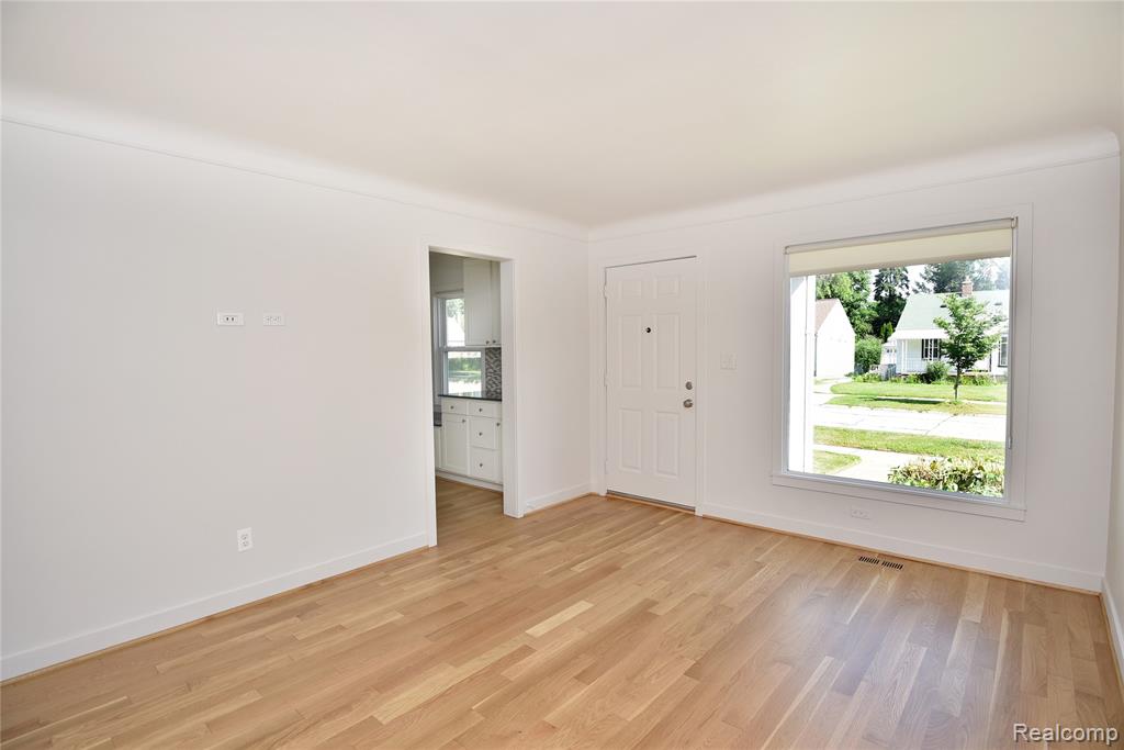 710 Donald Avenue, Royal Oak, MI 48073 — Photo 3