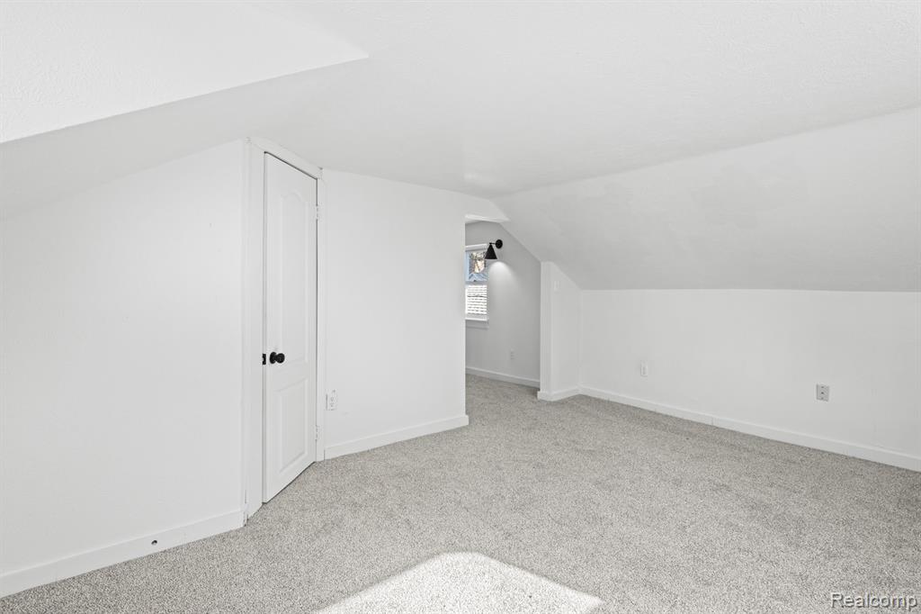 9 S WEST Street, Hillsdale, MI 49242 — Photo 49
