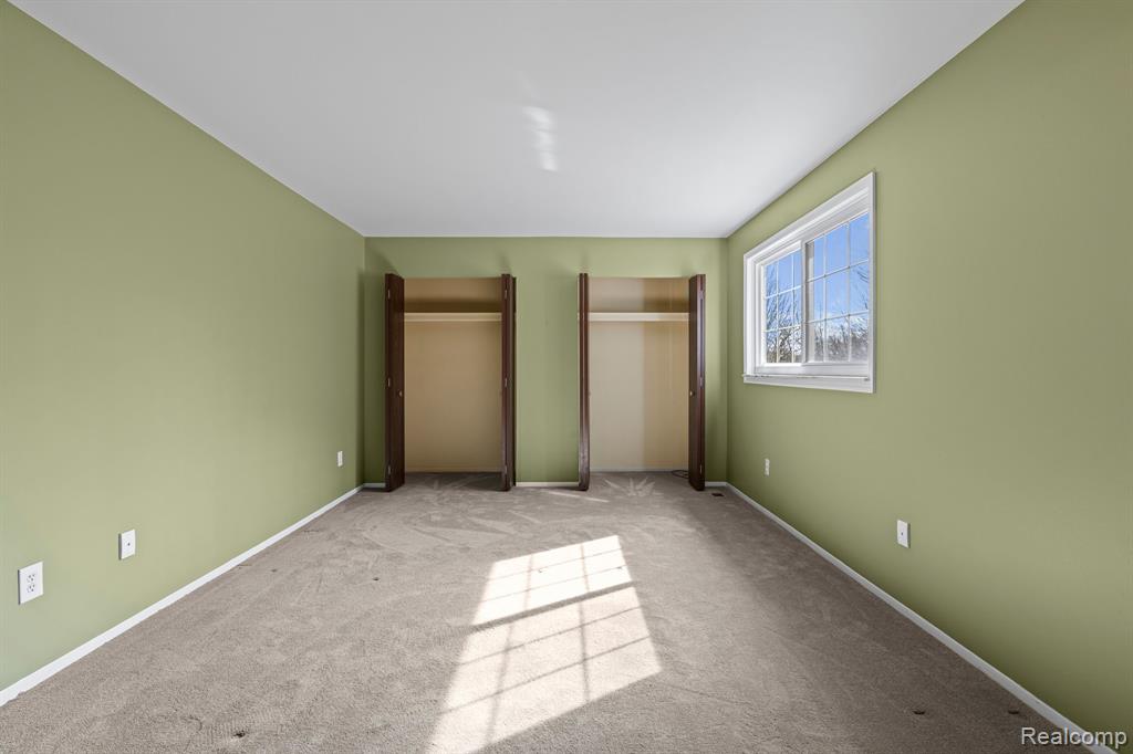 643 Pine Tree Court, Walled Lake, MI 48390 — Photo 20