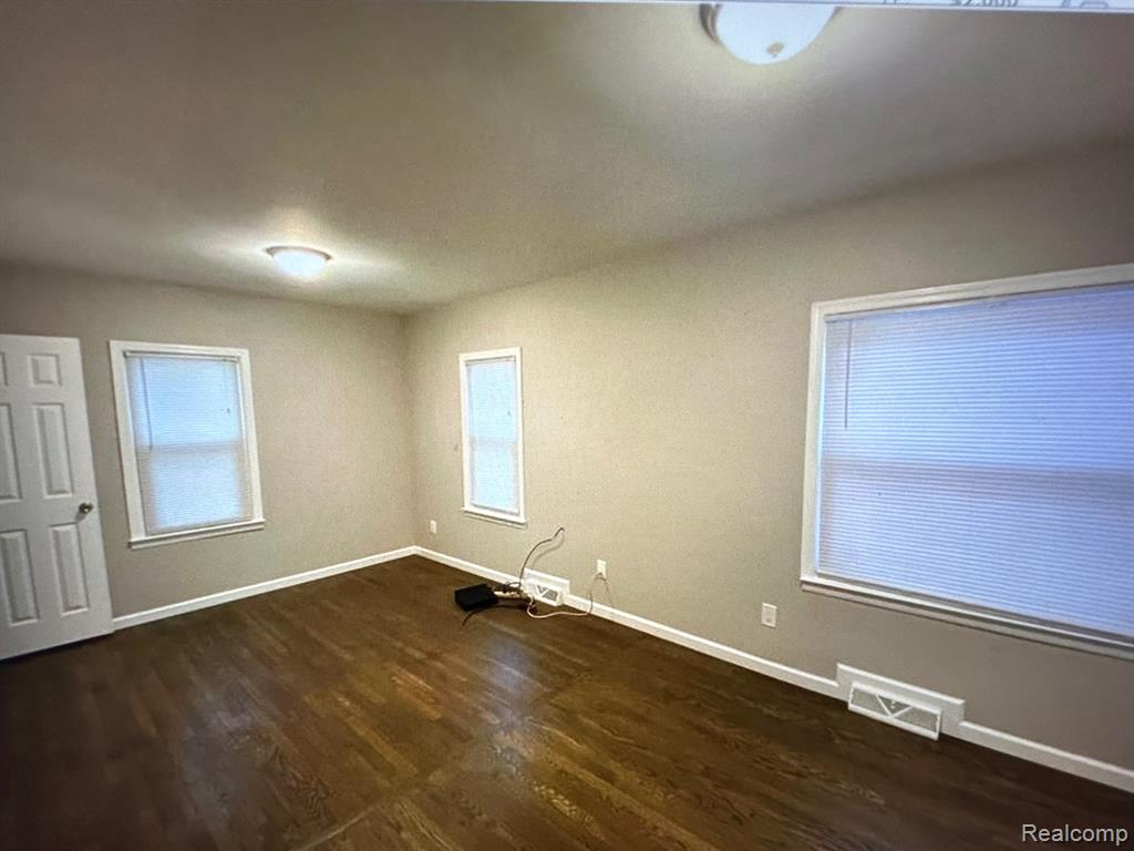 44180 Stassen Avenue, Novi, MI — Photo 6