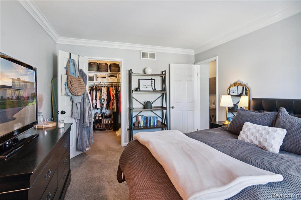 39852 VILLAGE WOOD Circle, Novi, MI — Photo 17