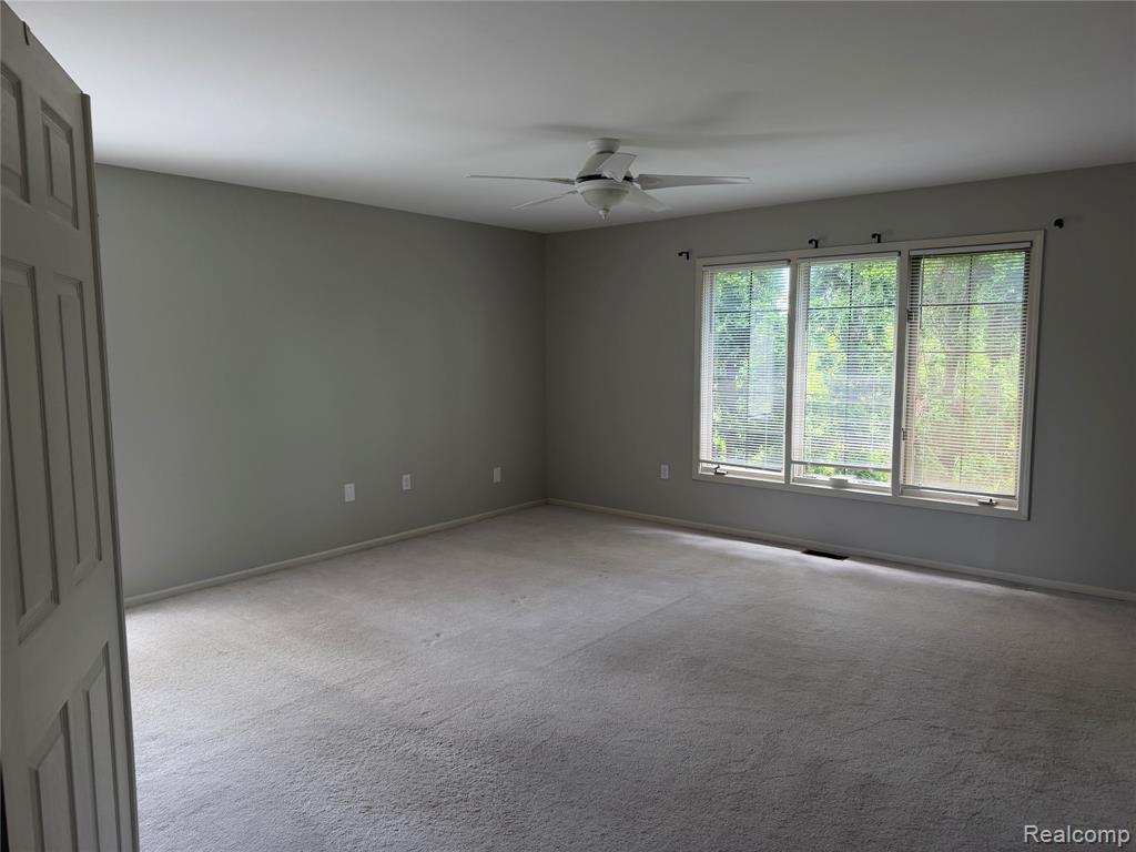 50015 Cooke Avenue, Plymouth, MI 48170 — Photo 9