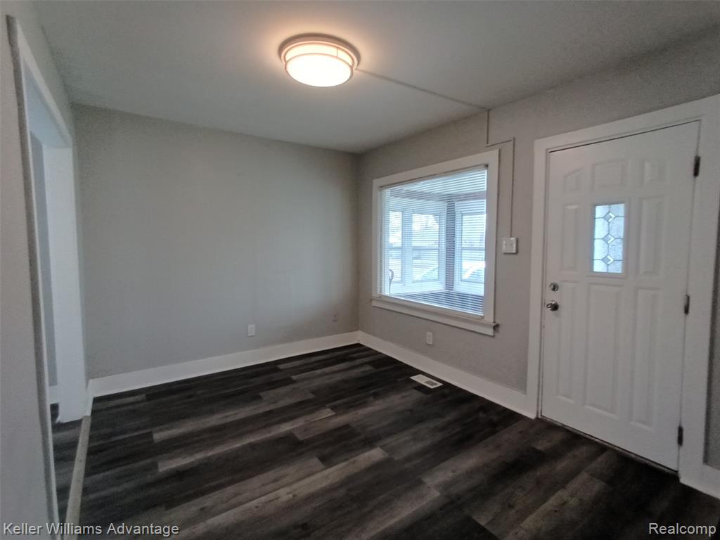 15345 Sumner, Redford, MI 48239 — Photo 7