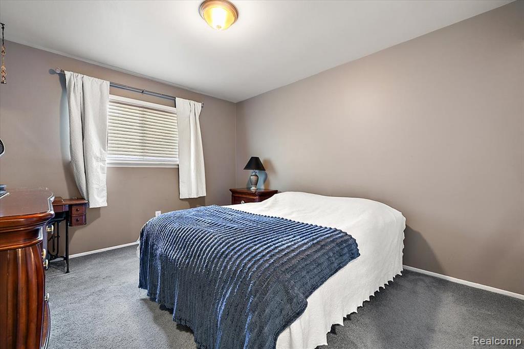 45481 Wakefield Street, Shelby Twp, MI 48317 — Photo 21