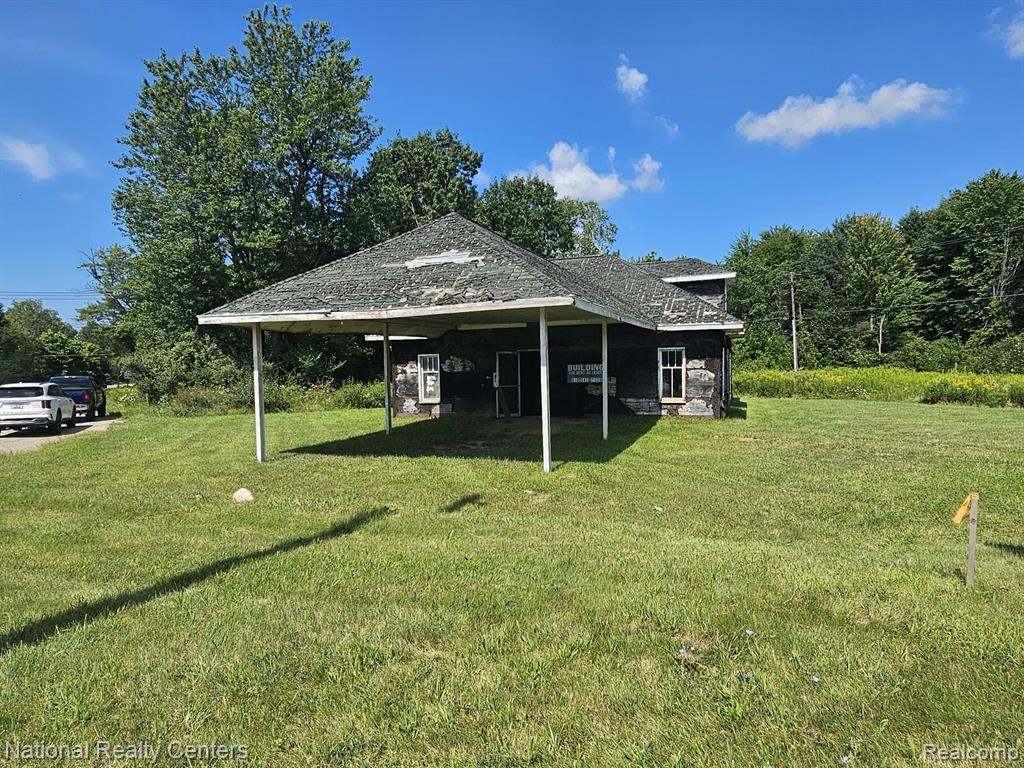 4495 Bowers Road, Attica, MI 48412 — Photo 2