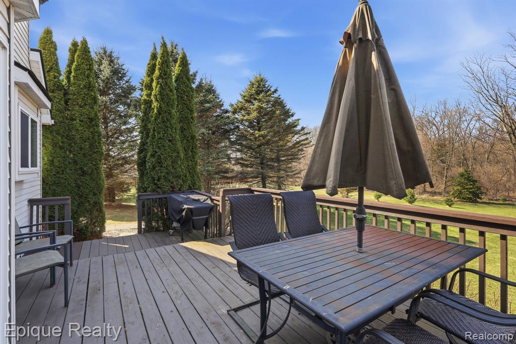 2234 Ridgewood Drive, Howell, MI 48843 — Photo 28