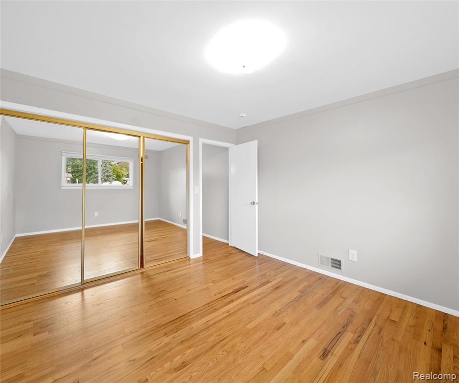7330 Pointe Drive, Canton, MI 48187 — Photo 16