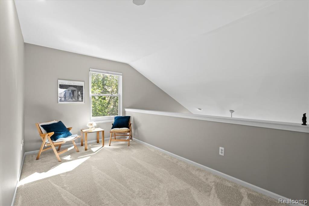 10484 Northvalley Court, Hartland, MI 48353 — Photo 22