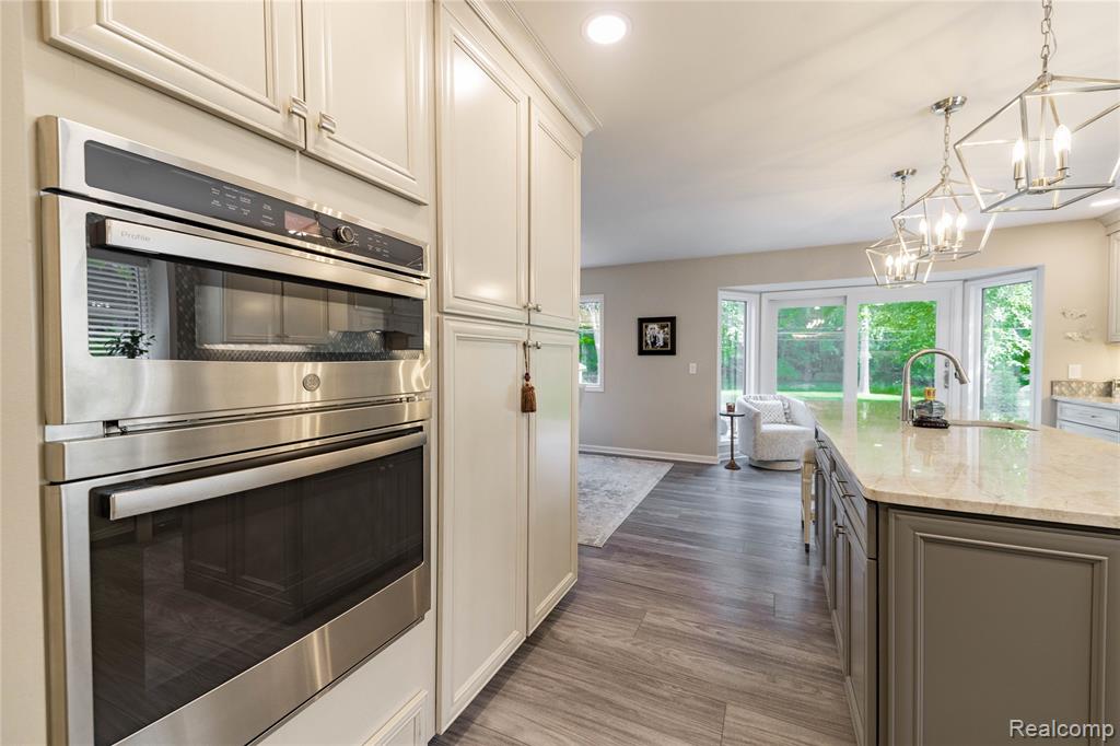 9158 Manchester Boulevard, Grosse Ile, MI 48138 — Photo 16