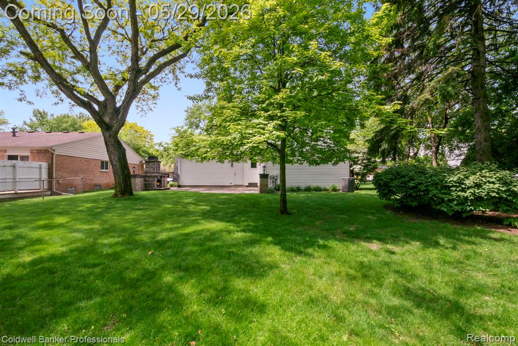 9310 Oakcliffe Drive, Plymouth, MI 48170 — Photo 14