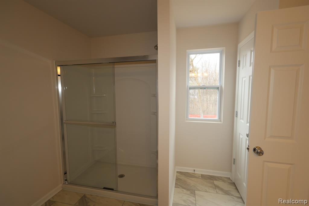 4254 Cedar Lane, Grand Blanc, MI 48439 — Photo 15